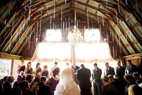 Why A Winter Wedding is Absolutely Amazing and a Great Idea