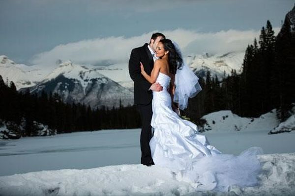 Why A Winter Wedding is Absolutely Amazing and a Great Idea