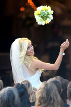 Banner Elk Winery & Villa - Bouquet Toss