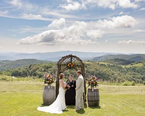 Banner Elk Winery & Villa - Couple On Rock