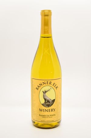 Banner Elk White  (wine maker’s choice blend)